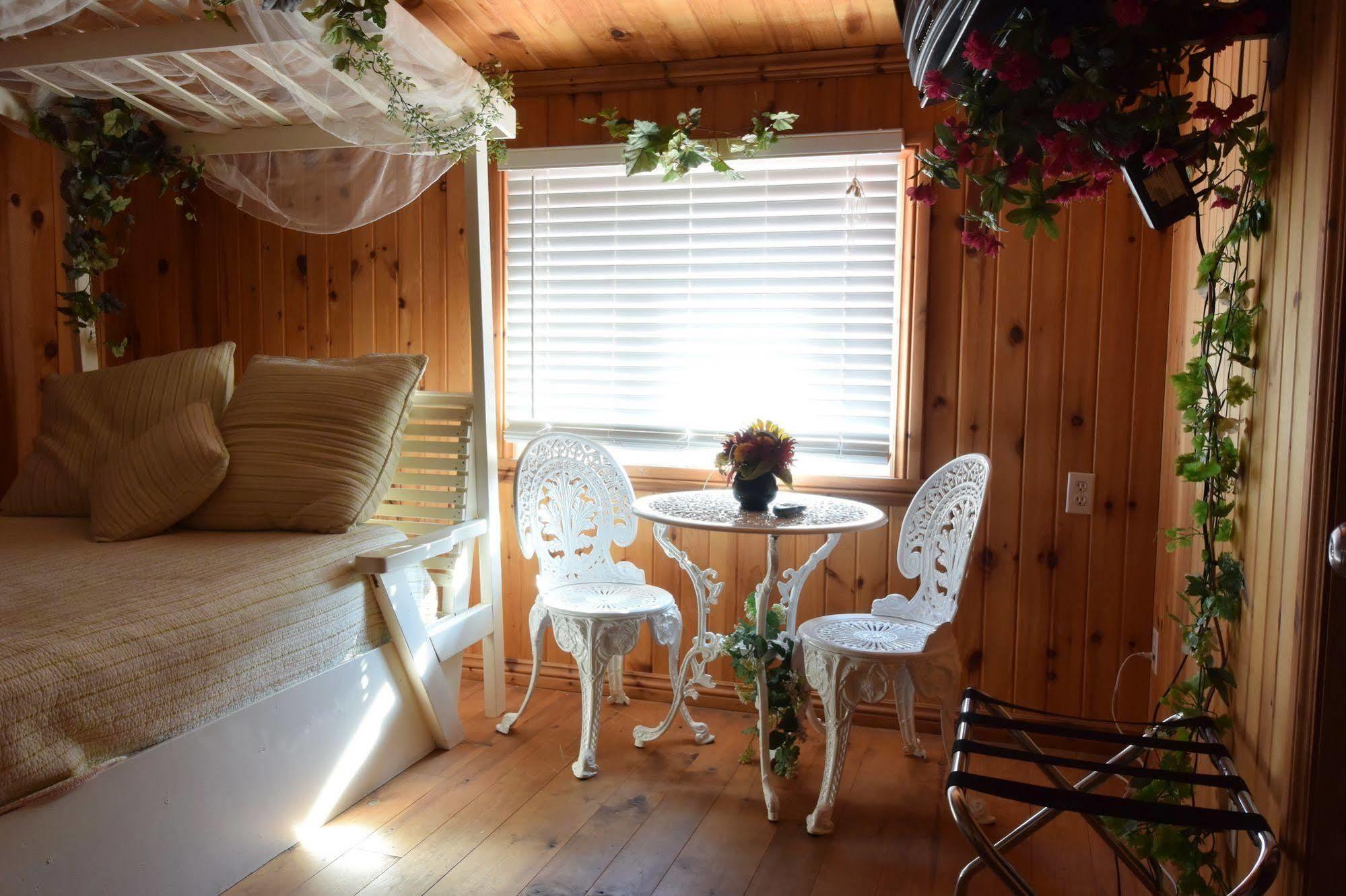 Auberge Papillon Lune Richmond Luaran gambar
